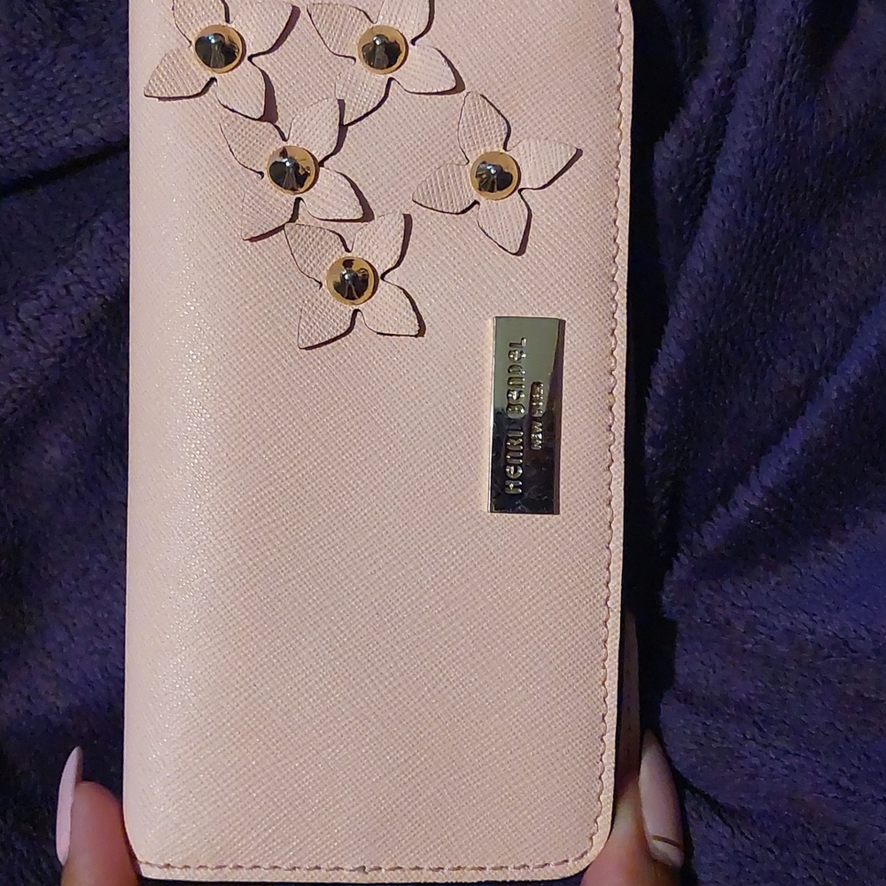 HENRI BENDEL NEW YORK WEST 57TH LEATHER PHONE CASE